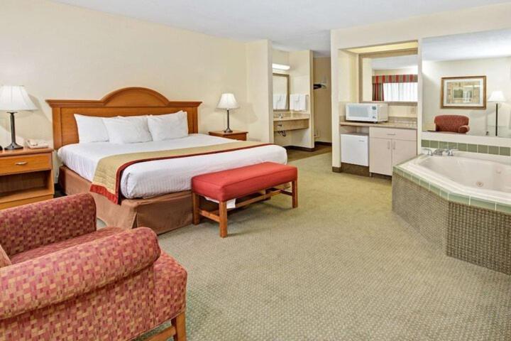 Baymont By Wyndham Indianapolis Hotell Eksteriør bilde